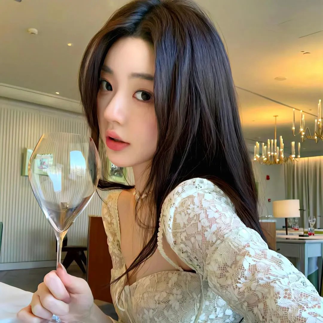 黑珍珠艾曼妞
